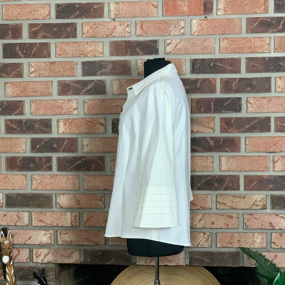 Penta Jacket - Picture 2 of 5